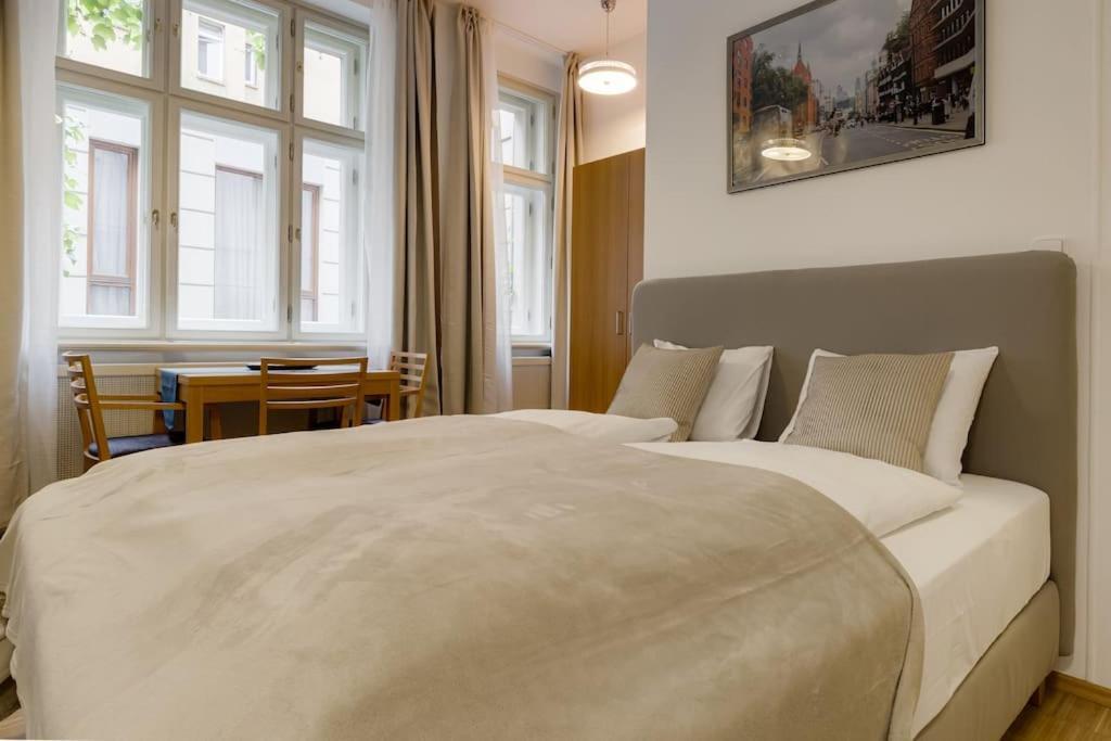 Deluxe Suite In Prime Location Prague Exterior photo