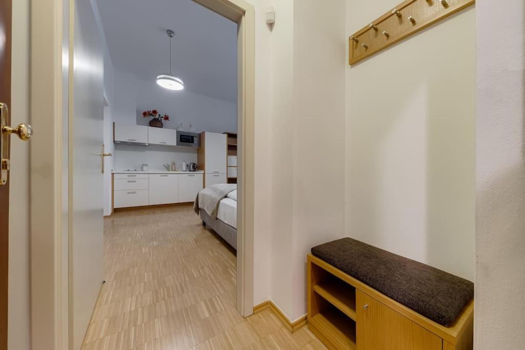 Deluxe Suite In Prime Location Prague Exterior photo